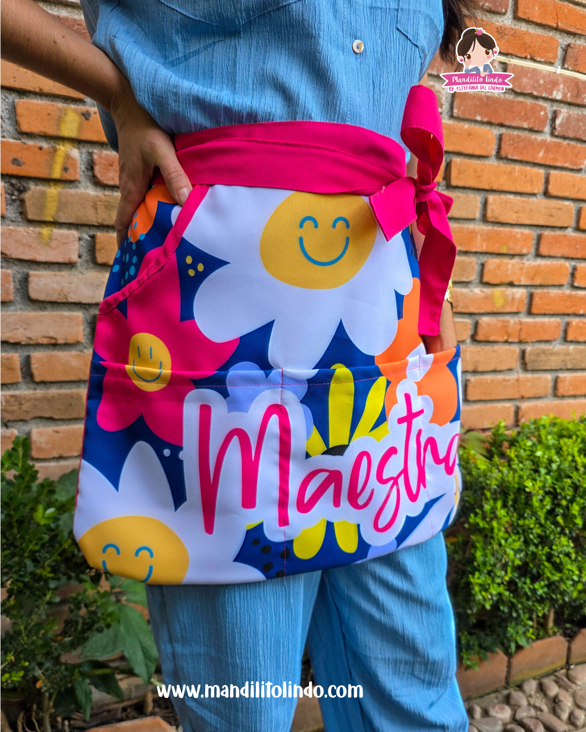 Medio Mandil- Flores Sonrientes - Image 3